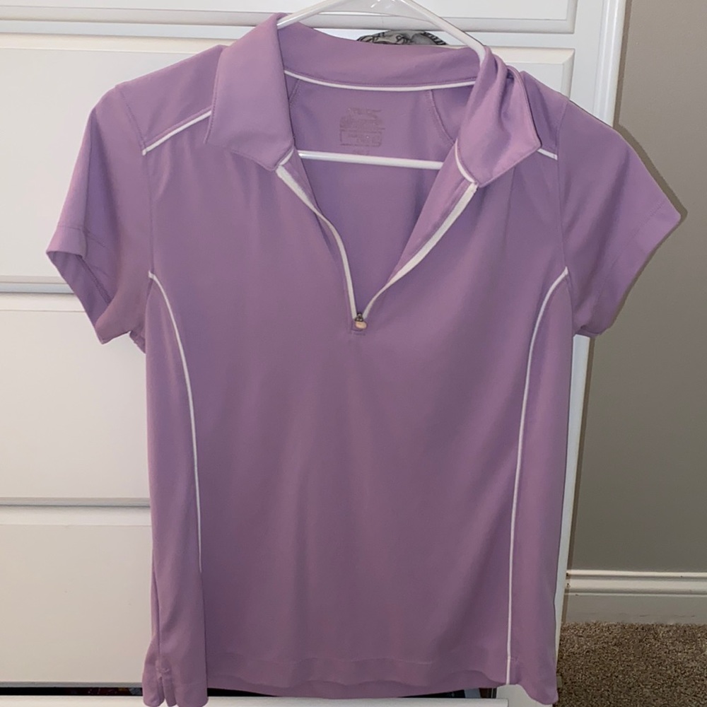 Women’s golf shirt